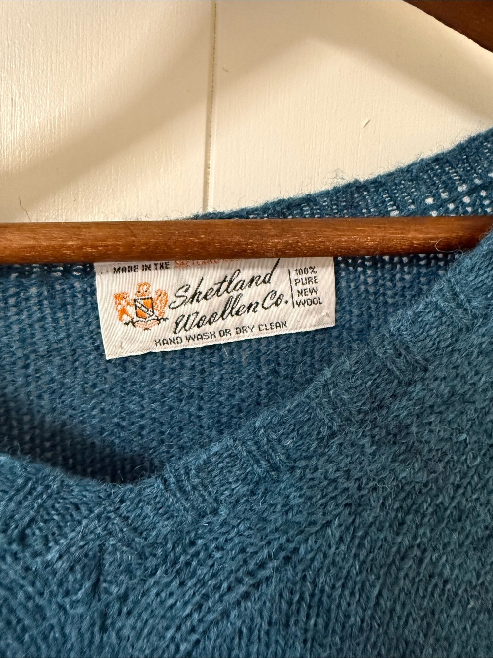 Essential V-Neck Sweater in Teal - Picture 3 of 7